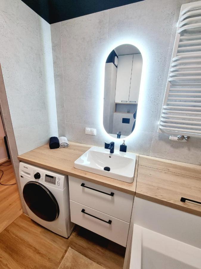Doki Living Apartament 55 Гданськ Екстер'єр фото