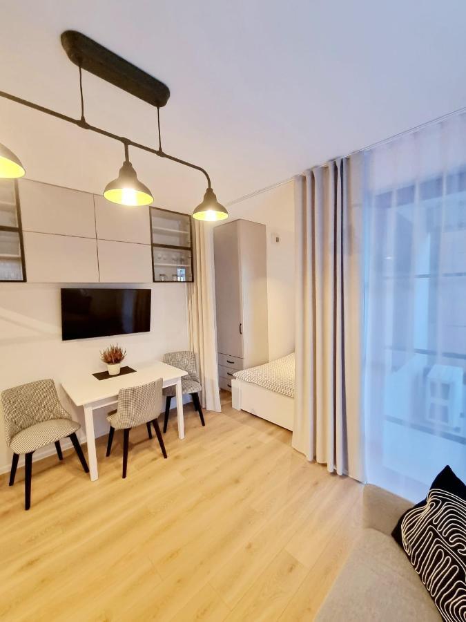 Doki Living Apartament 55 Гданськ Екстер'єр фото
